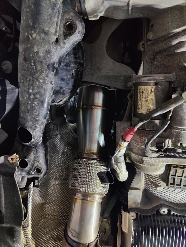 MAD B58 V2 4.5" Downpipe W/ Bracket BMW F, G Chassis & Supra